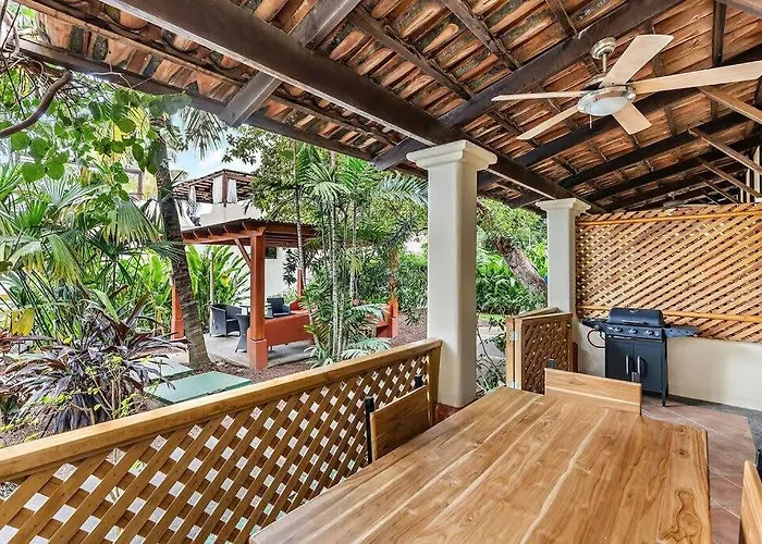 Apartamento Colorful & Private 2-bedroom Just A Short Walk From The *